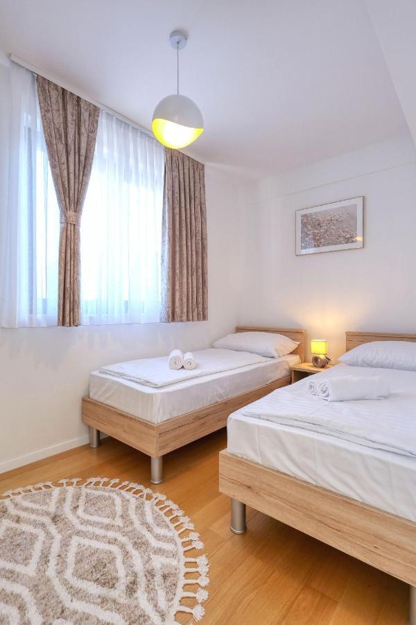 Apartments Perla With Free Parking Zadar Dış mekan fotoğraf